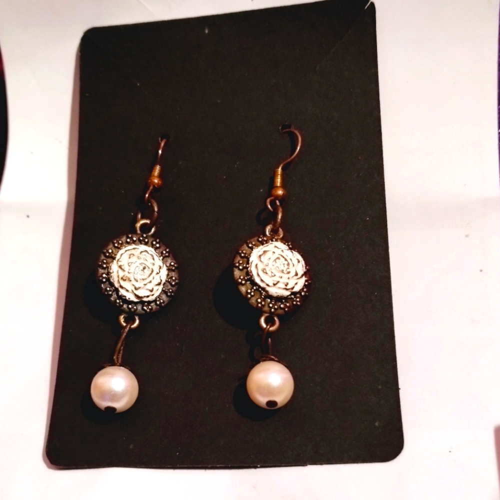 Antique style dangles